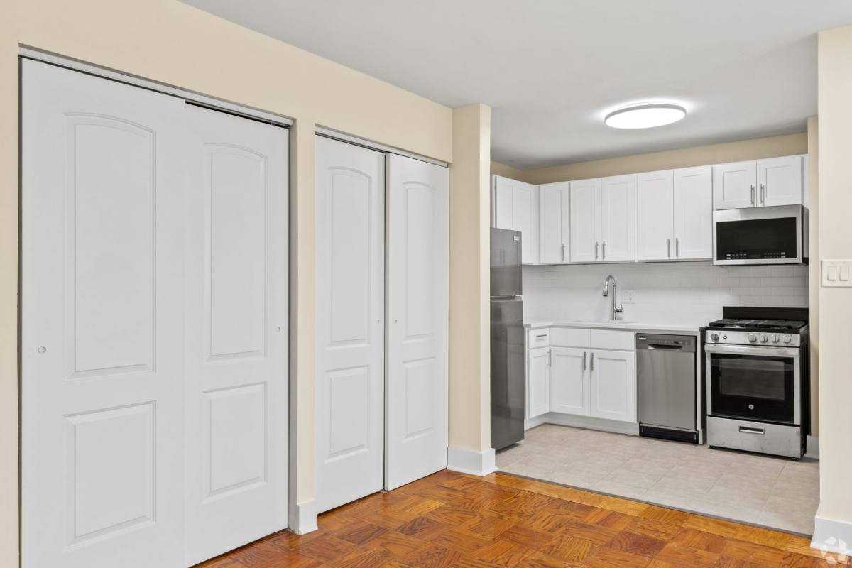 Apartment for rent at 1845 Summit Place NW, Washington, DC 20009