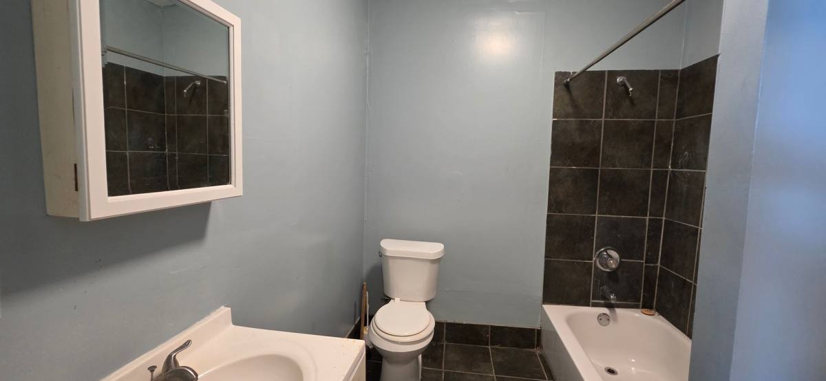 Apartment for rent at 1408 Strand, Galveston, TX 77550