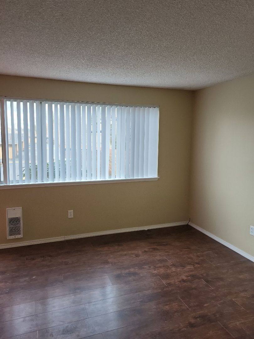 Apartment for rent at 2815 E 19 St, Vancouver, WA 98661