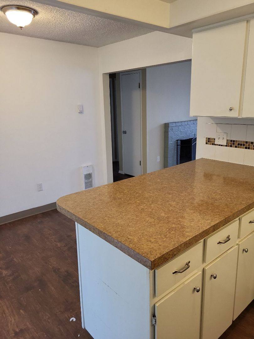 Apartment for rent at 2815 E 19 St, Vancouver, WA 98661