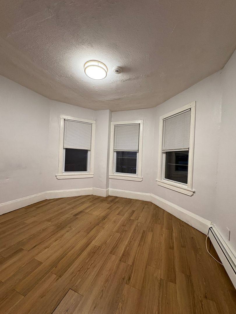 Apartment for rent at 58-60 Temple St, Lowell, MA 01851