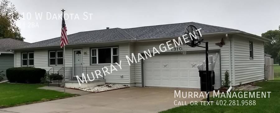 House for rent at 1310 W Dakota St, Fremont, NE 68025