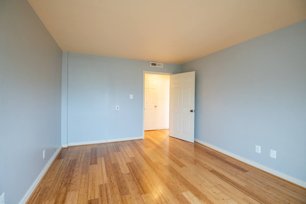 Condo for rent at 4600 Duke St #708, Alexandria, VA 22304