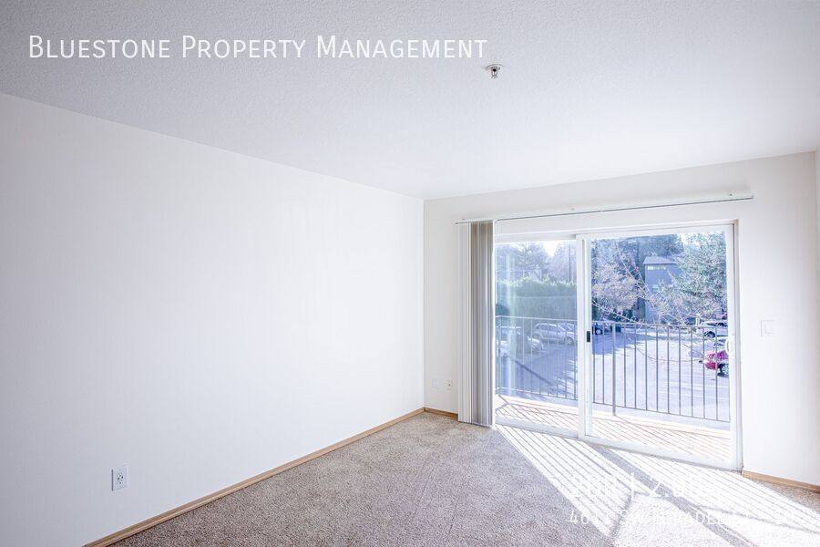 Apartment for rent at 4611 SW Luradel St #10, Portland, OR 97219