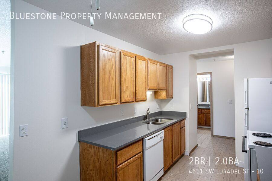 Apartment for rent at 4611 SW Luradel St #10, Portland, OR 97219