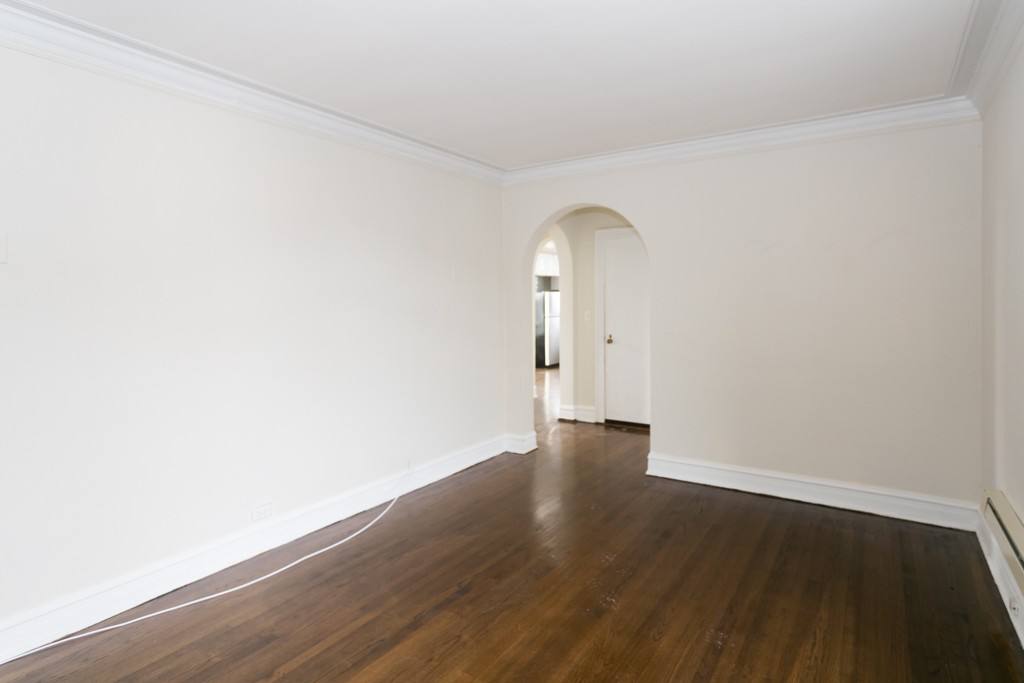Apartment for rent at 918 18 Green Bay #G5, Winnetka, IL 60093