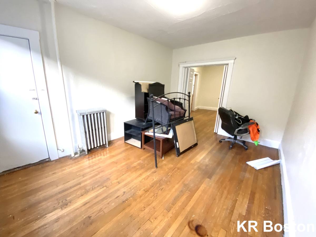 Apartment for rent at 119 Sutherland Rd #D, Brighton, MA 02135