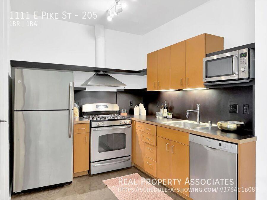 Condo for rent at 1111 E Pike St #205, Seattle, WA 98122