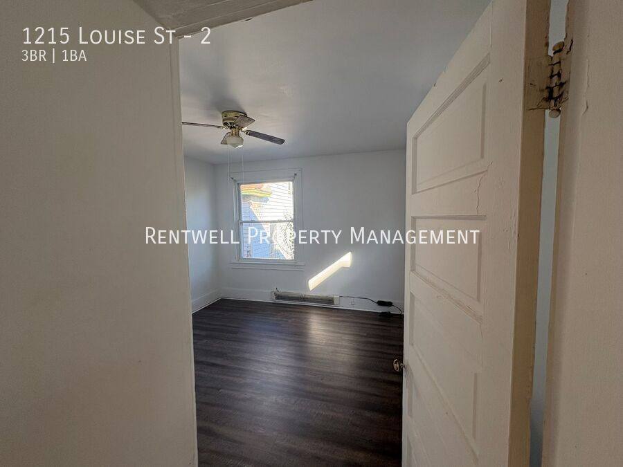 Apartment for rent at 1215 Louise St #2, Homestead, PA 15120