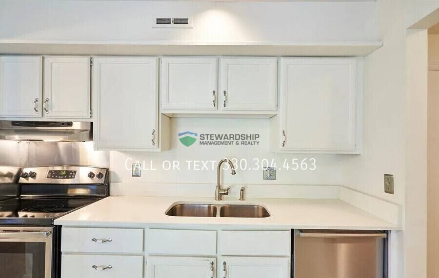 77 Atterbury Blvd #209, Hudson, OH 44236 - Apartment for Rent - Image 1