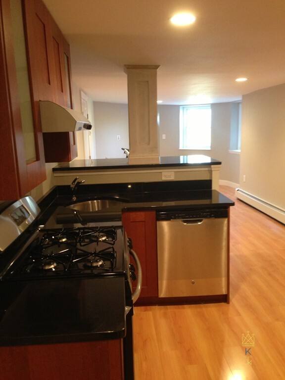 Apartment for rent at 672 Washington St #A, Brookline, MA 02446