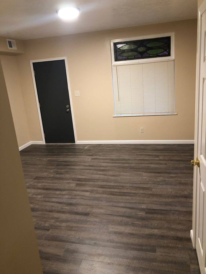 Apartment for rent at 2900 Willett, Pittsburgh, PA 15227