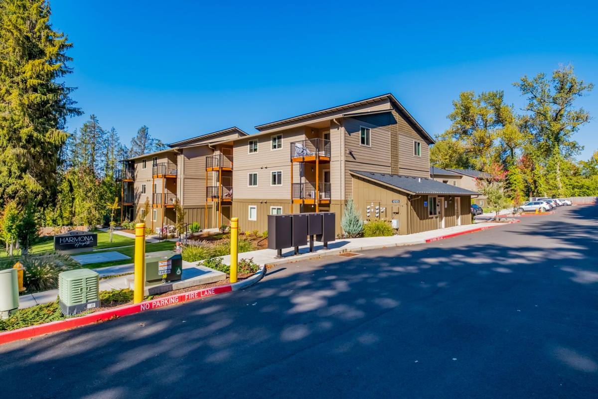 Apartment for rent at 1055 Schurman Dr S, Salem, OR 97302