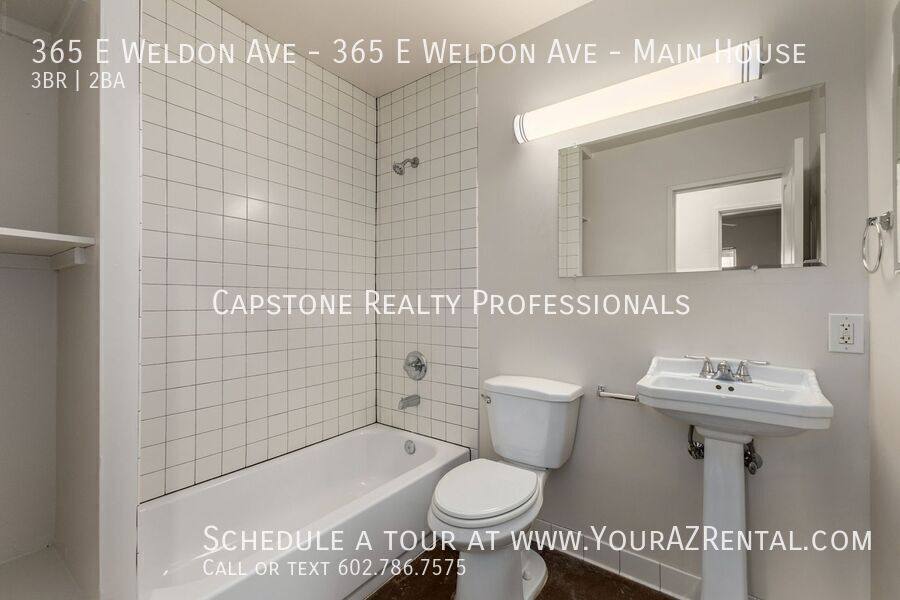 Apartment for rent at 365 E Weldon Ave, Phoenix, AZ 85012