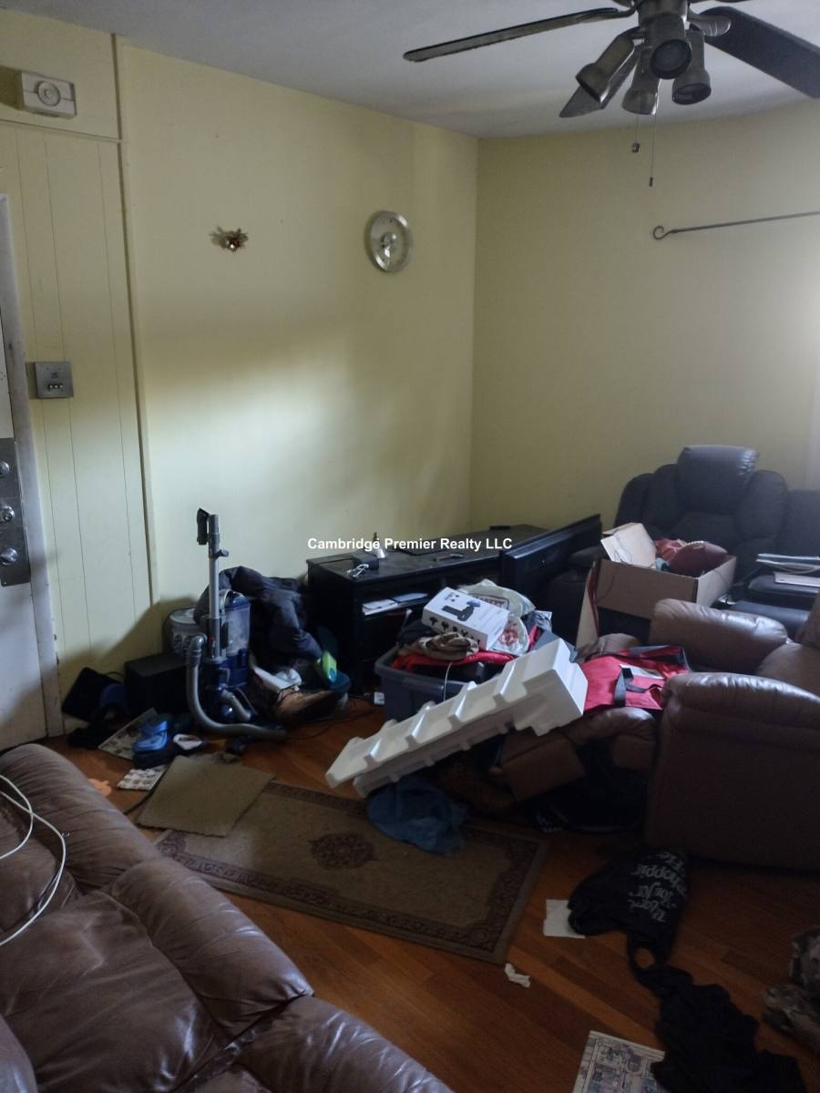Apartment for rent at 41 Main St #6, Somerville, MA 02145