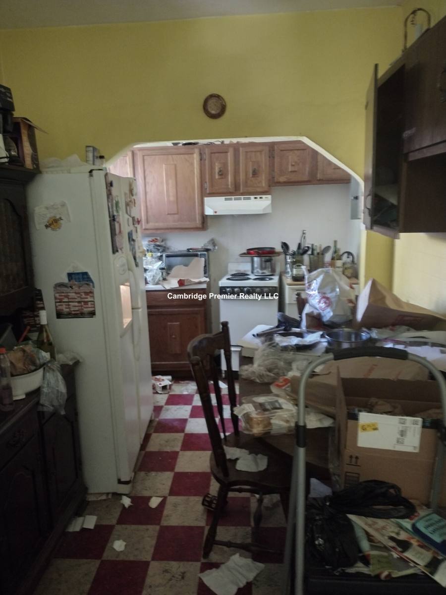 Apartment for rent at 41 Main St #6, Somerville, MA 02145