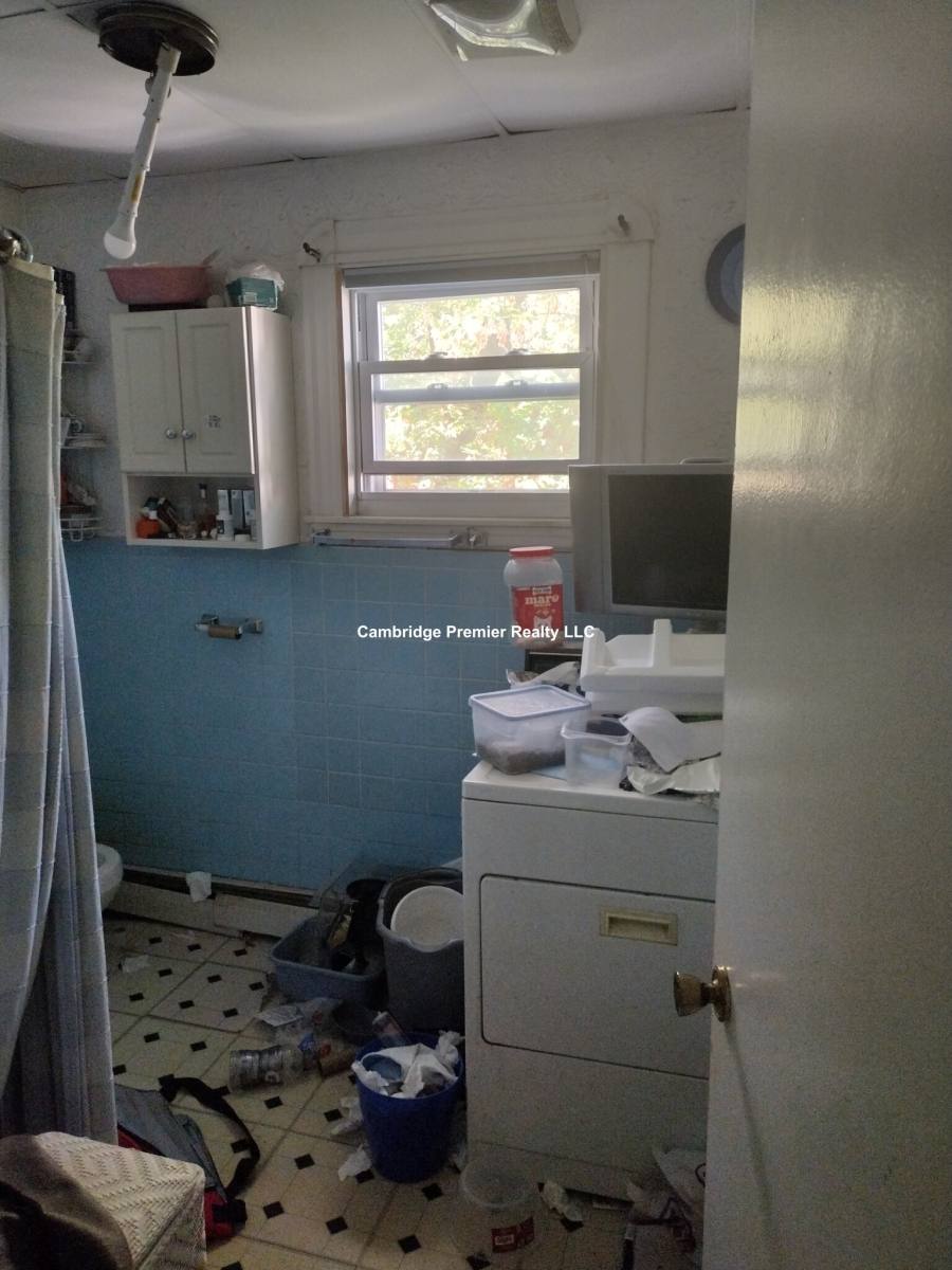 Apartment for rent at 41 Main St #6, Somerville, MA 02145