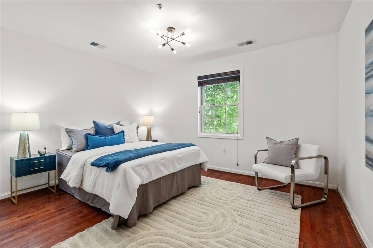 Condo for rent at 1241 18th St NE #5, Washington, DC 20002