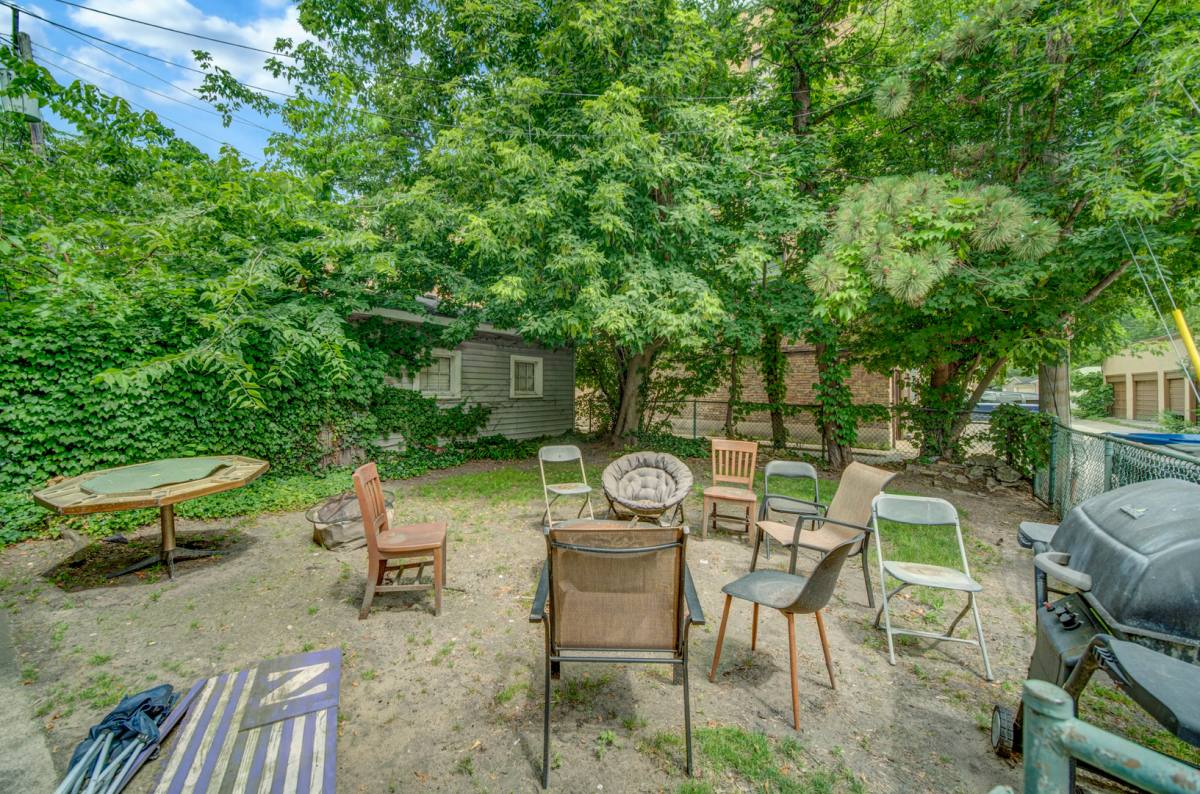 Apartment for rent at 1103 Simpson St, Evanston, IL 60201