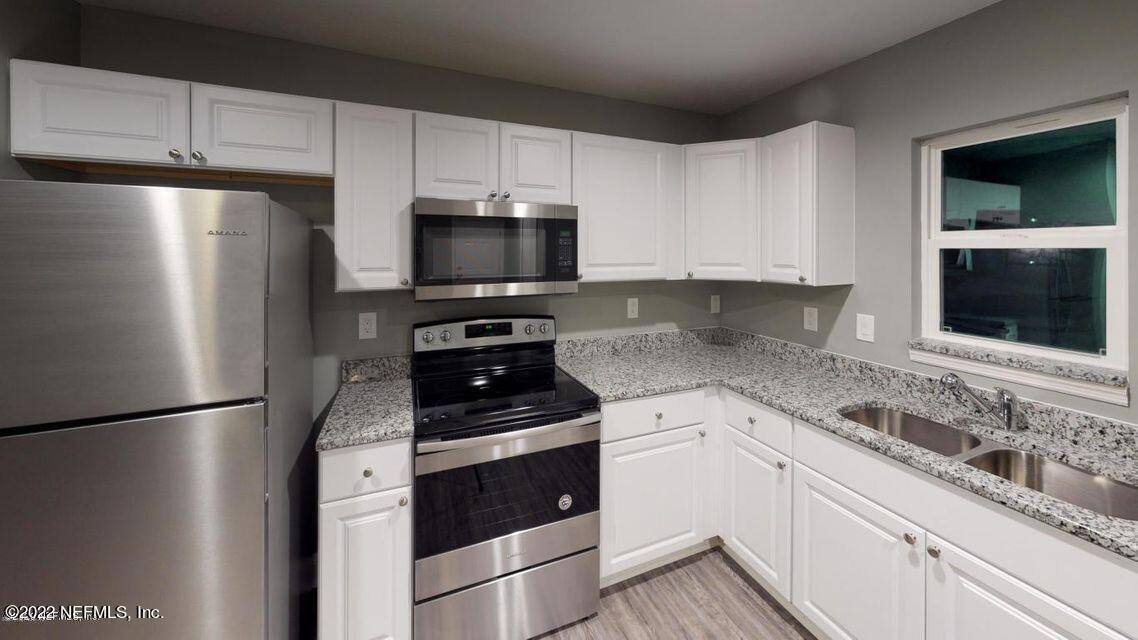 Apartment for rent at 2222 Thomas Court, Jacksonville, FL 32207