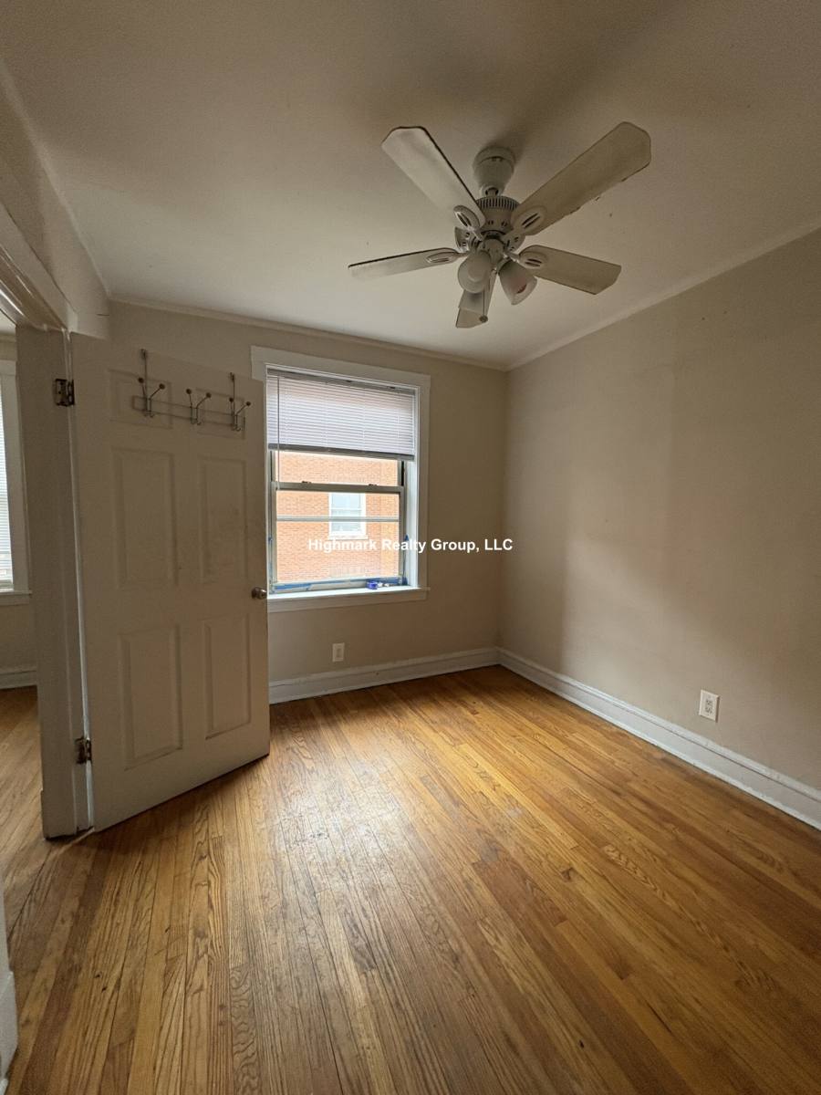 Apartment for rent at 2344 W Touhy Ave #3NC, Chicago, IL 60645