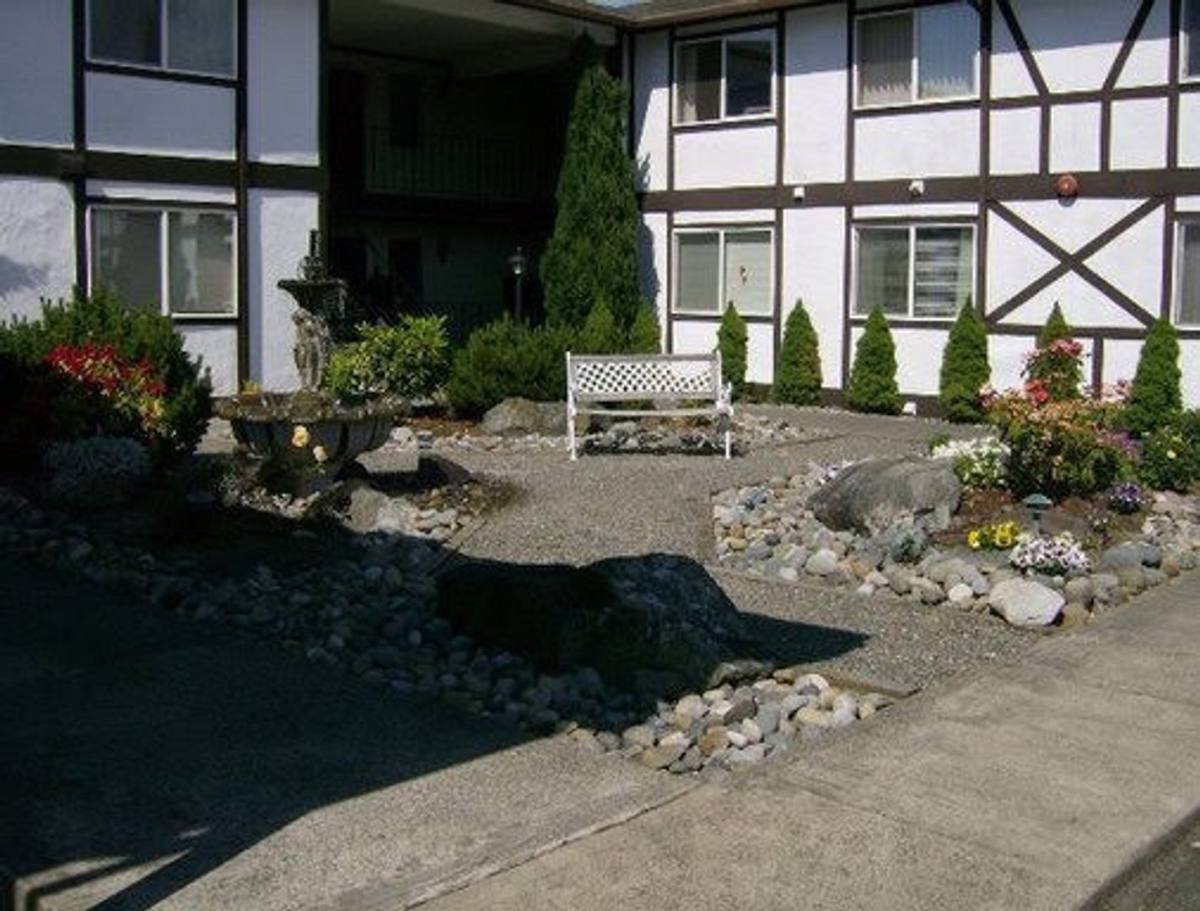 Apartment for rent at 2602-2618 Cascade Place W, Tacoma, WA 98466
