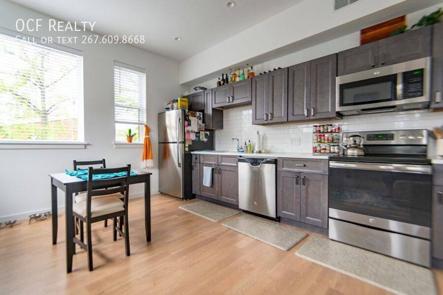 Apartment for rent at 507 S 8th St #205, Philadelphia, PA 19147