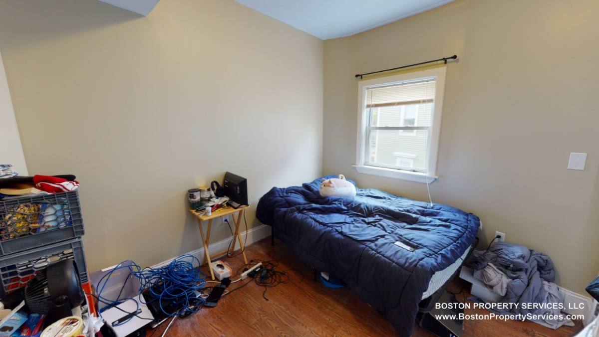 Apartment for rent at 344 Centre #3, Jamaica Plain, MA 02130