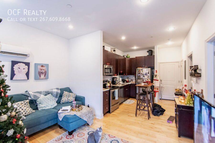 Apartment for rent at 427 Monroe St #403, Philadelphia, PA 19147