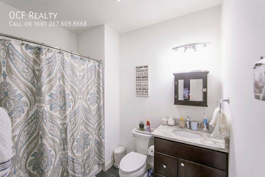Apartment for rent at 427 Monroe St #403, Philadelphia, PA 19147