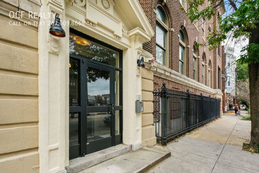 Apartment for rent at 427 Monroe St #403, Philadelphia, PA 19147