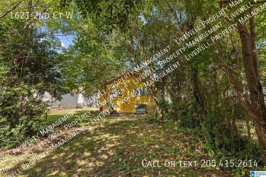 House for rent at 1621 2nd Court W, Birmingham, AL 35208