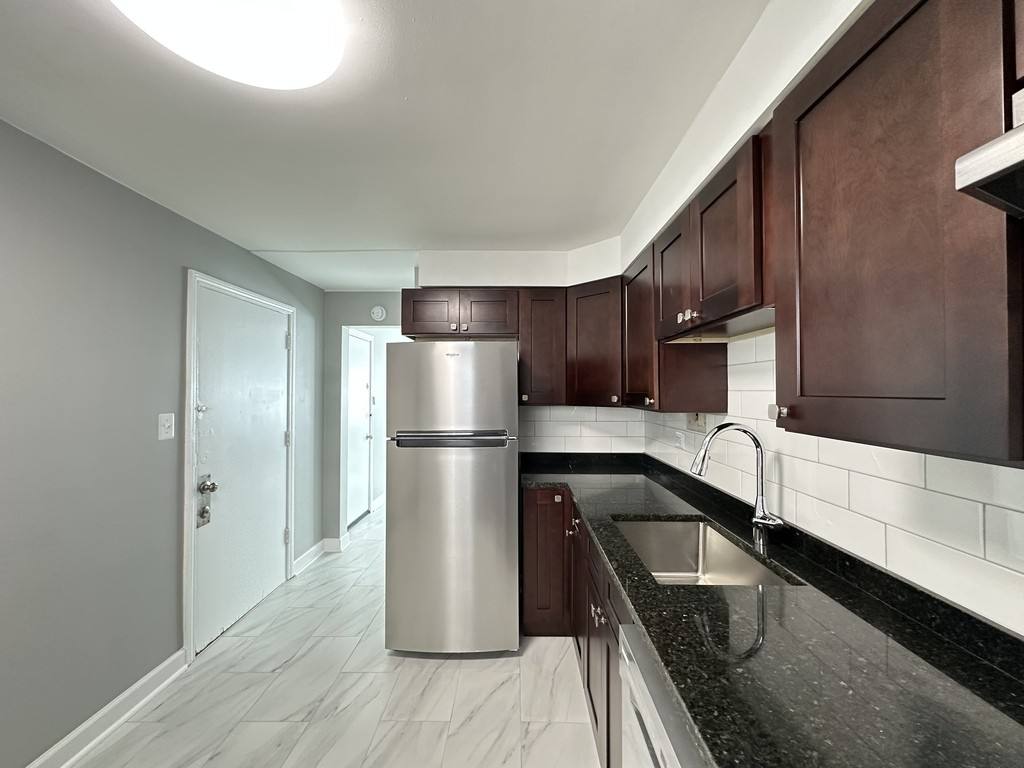 Apartment for rent at 6731 California #PWG, Chicago, IL 60645