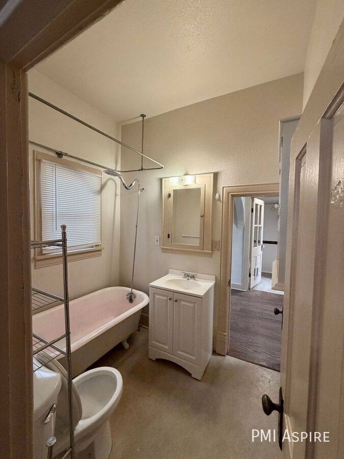 Apartment for rent at 1116 N Cleveland Ave, Loveland, CO 80538