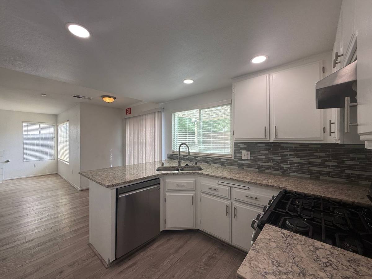 House for rent at 2624 Via Verona, Lancaster, CA 93535