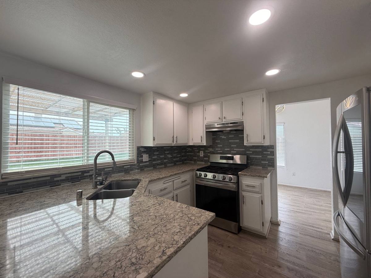 House for rent at 2624 Via Verona, Lancaster, CA 93535