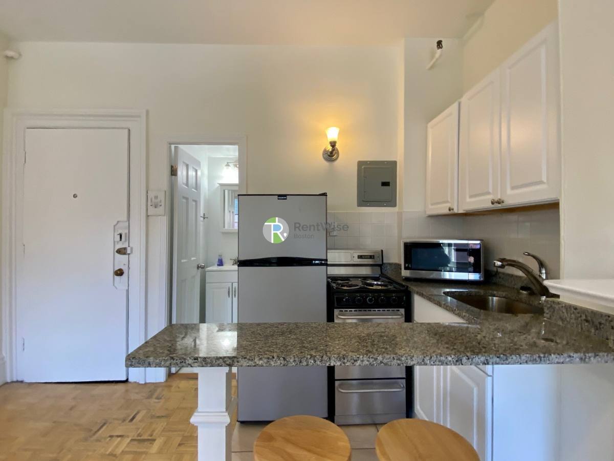 Apartment for rent at 90 Charles St #32, Boston, MA 02114