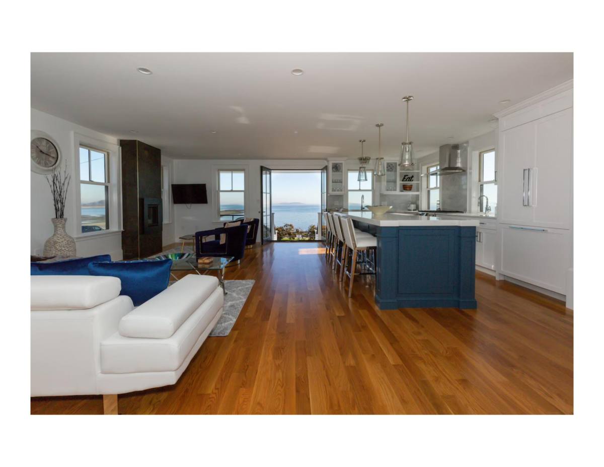 Apartment for rent at 153 Bayside Rd #1, Quincy, MA 02171