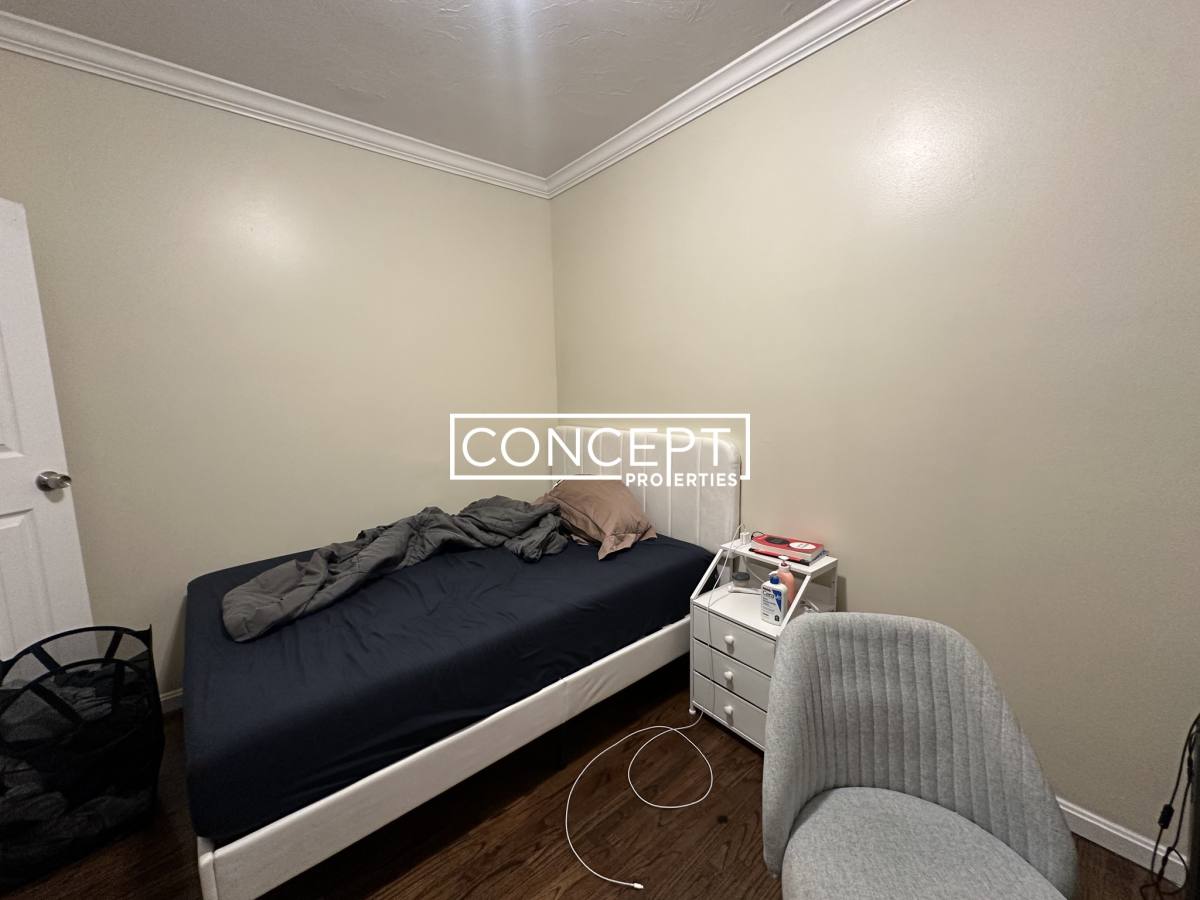 Apartment for rent at 712 Shawmut Ave #4, Roxbury, MA 02119