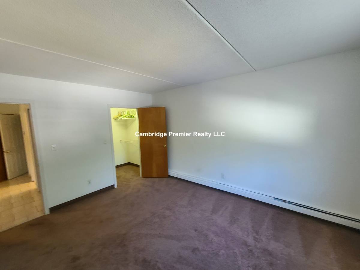 Apartment for rent at 109 Linden St #28, Waltham, MA 02452