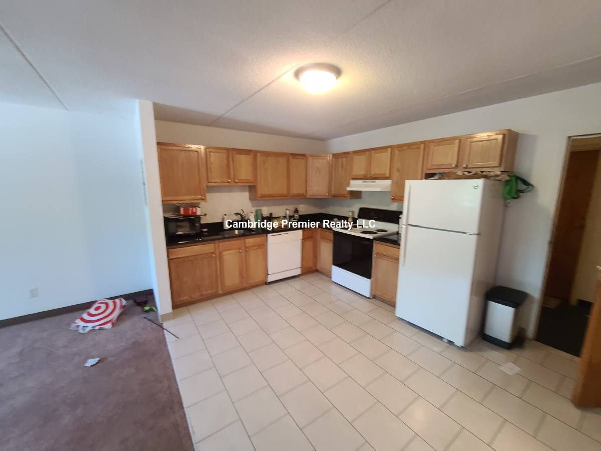 Apartment for rent at 109 Linden St #28, Waltham, MA 02452
