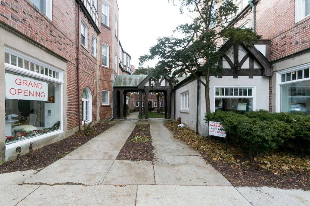 Apartment for rent at 916 18 Green Bay #GA10, Winnetka, IL 60093