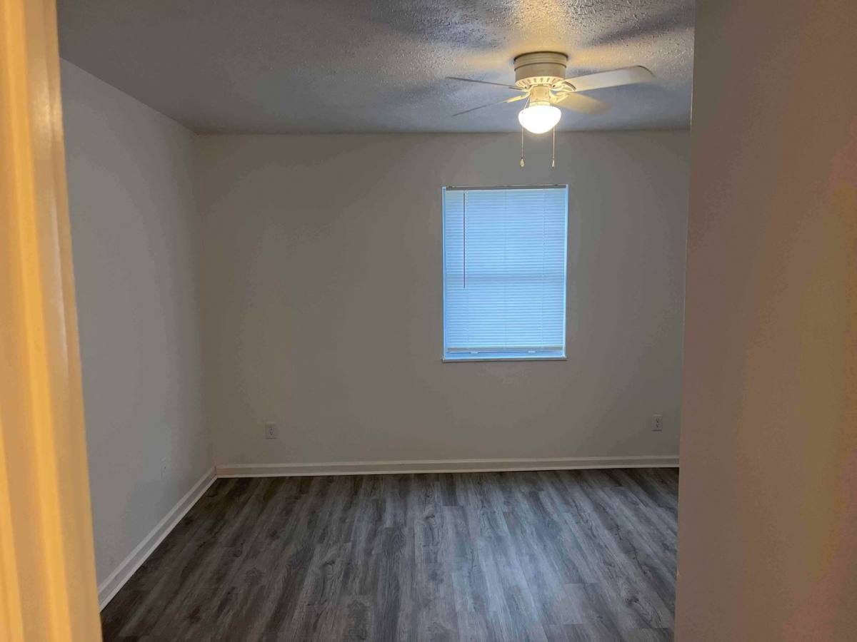 Apartment for rent at 630 Seminole Rd, Radcliff, KY 40160