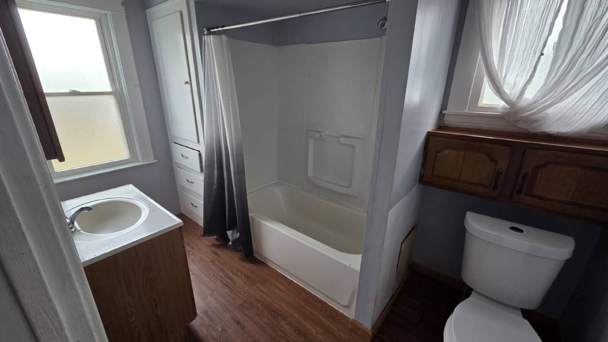 Townhouse for rent at 16301 Huntmere Ave #2, Cleveland, OH 44110