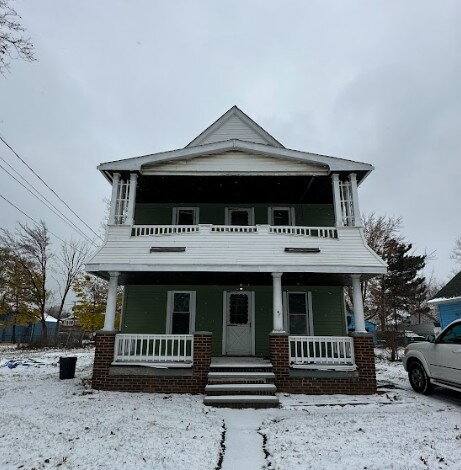 Townhouse for rent at 16301 Huntmere Ave #2, Cleveland, OH 44110