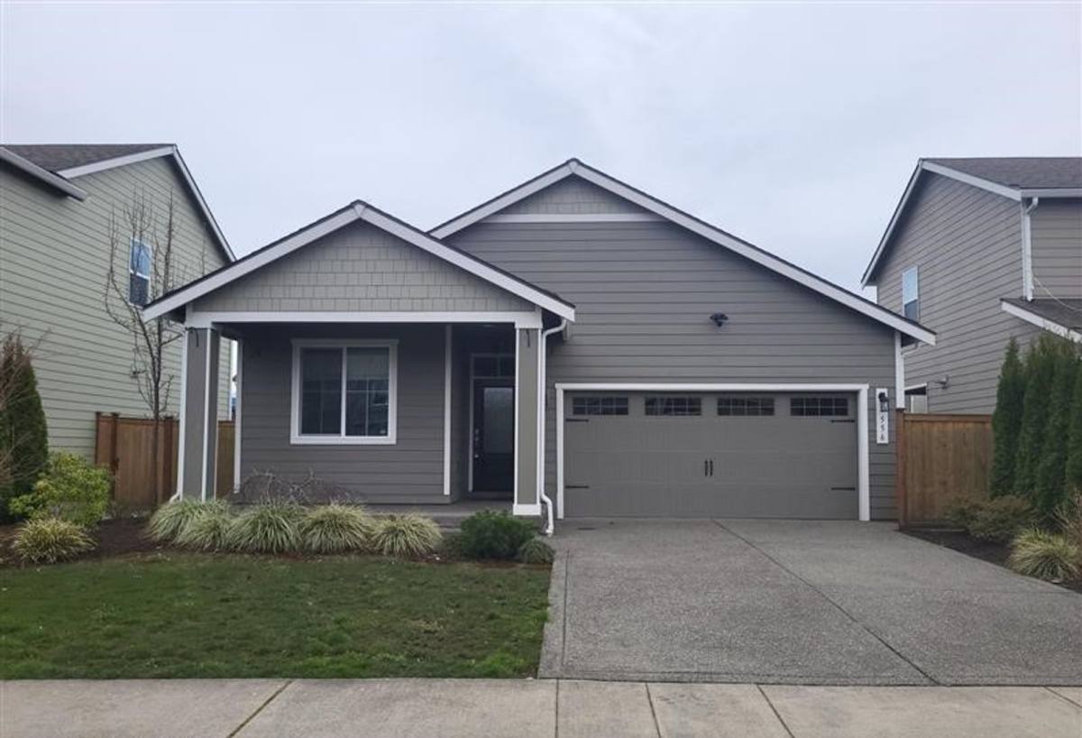 House for rent at 556 Bondgard Ave E, Enumclaw, WA 98022