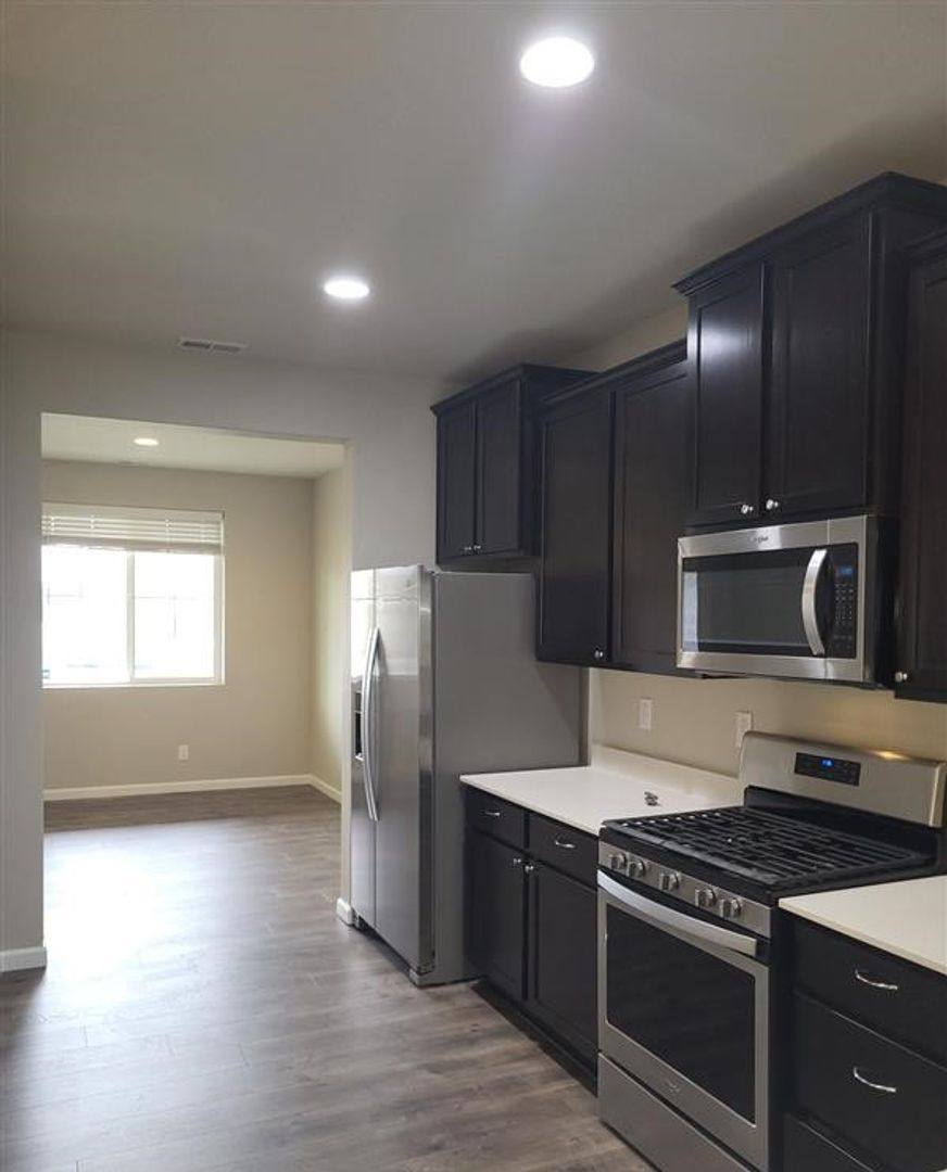 Apartment for rent at 556 Bondgard Ave E, Enumclaw, WA 98022
