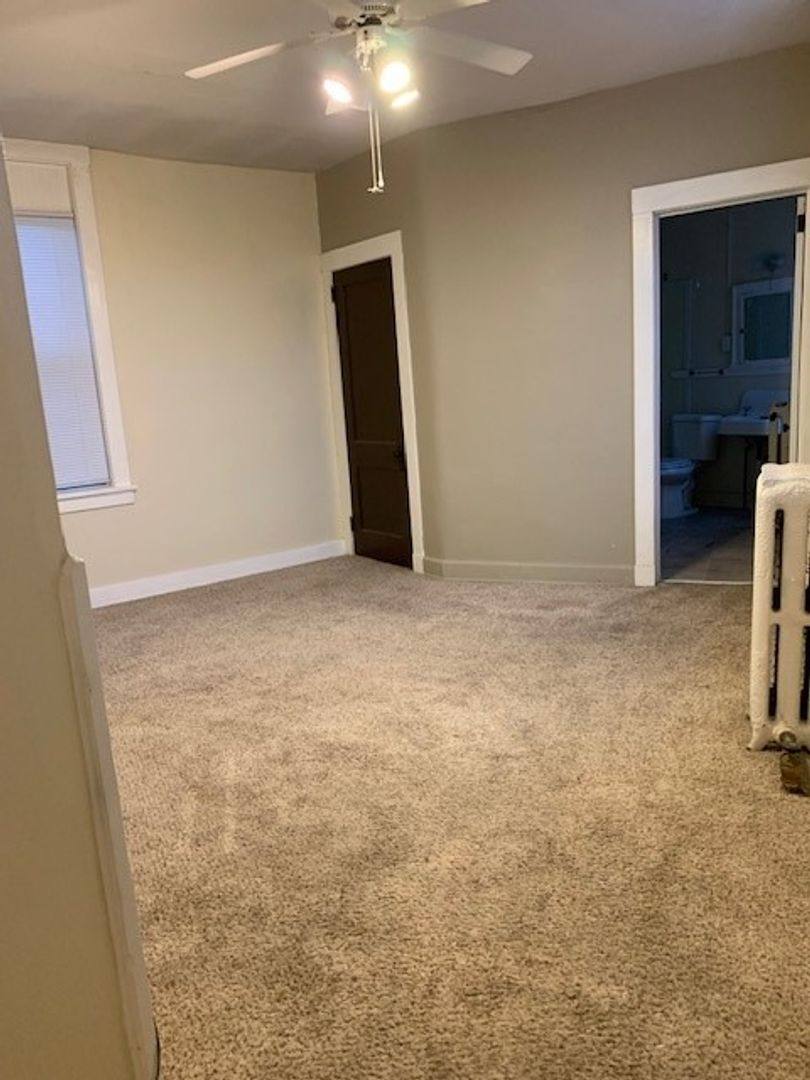 Apartment for rent at 400-416 Penn Ave S, Minneapolis, MN 55405
