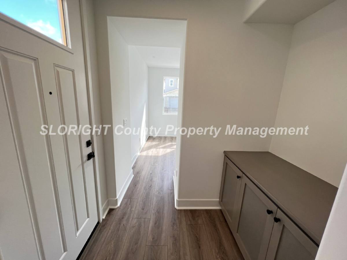 House for rent at 1974 San Luis Ranch Rd, San Luis Obispo, CA 93405