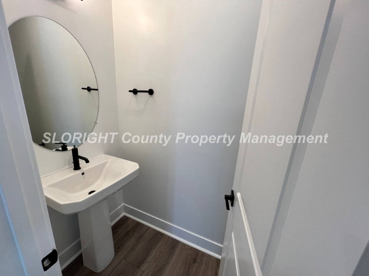 House for rent at 1974 San Luis Ranch Rd, San Luis Obispo, CA 93405